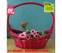 柳編果籃與花卉禮品 傳統(tǒng)工藝與現(xiàn)代商業(yè)的優(yōu)雅融合
